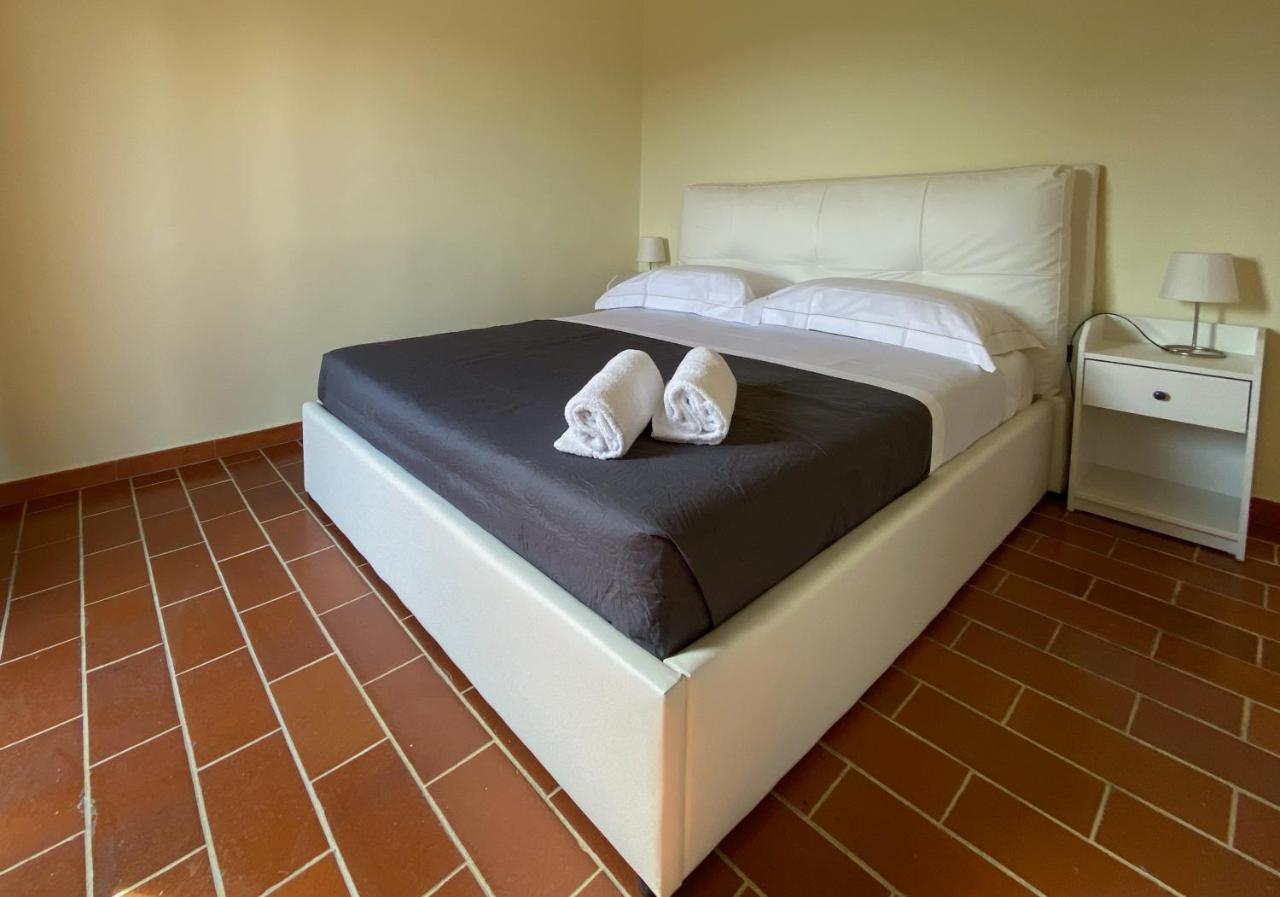Montevecchio Apartments Montopoli in Val dʼArno Buitenkant foto
