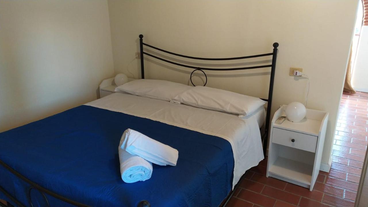 Montevecchio Apartments Montopoli in Val dʼArno Buitenkant foto